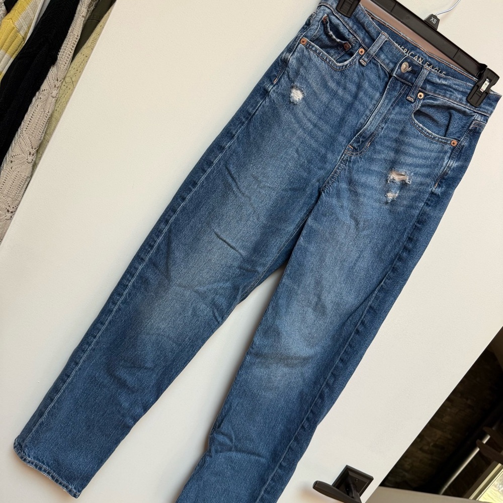 American Eagle Super High Rise Baggy Straight Jean